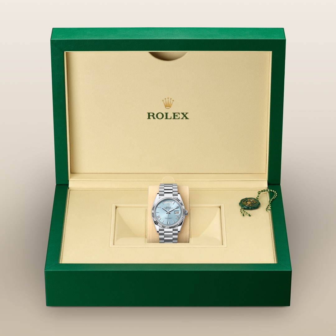Rolex Watch M128236-0018